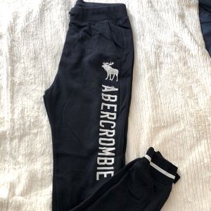 Abercrombie Kids boys sweatpants